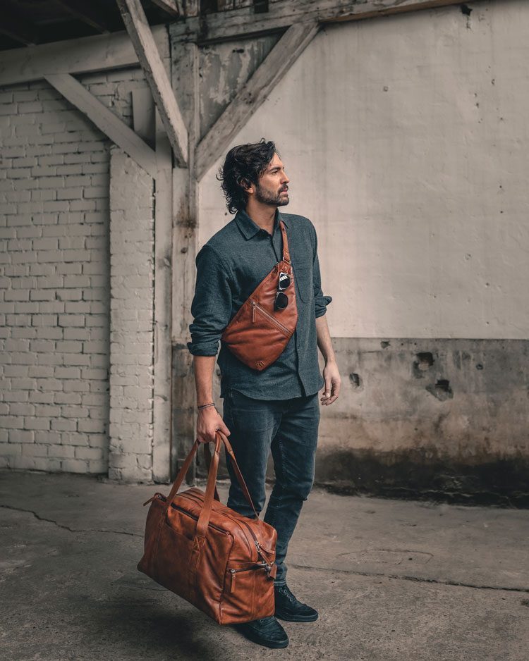 Leren shopper en leren slingbag voor mannen